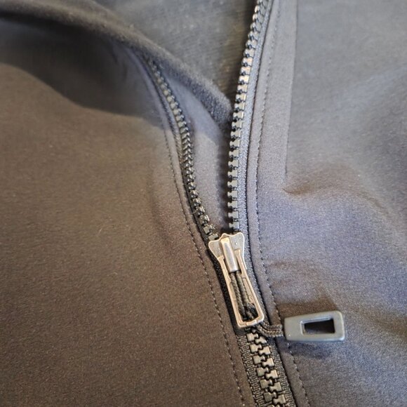 Patagonia women Black Hybrid Jacket Elastic Polartec Size Small - Picture 10 of 12